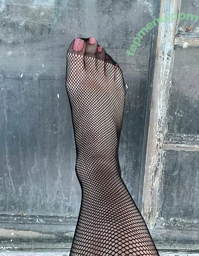 u332434757 nude photo #0029 (u332434757)