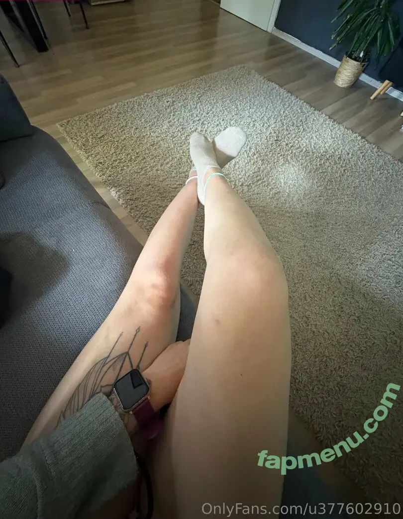 u377602910 nude photo #0037 (u377602910)