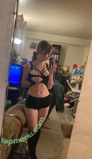  nude photo #0005