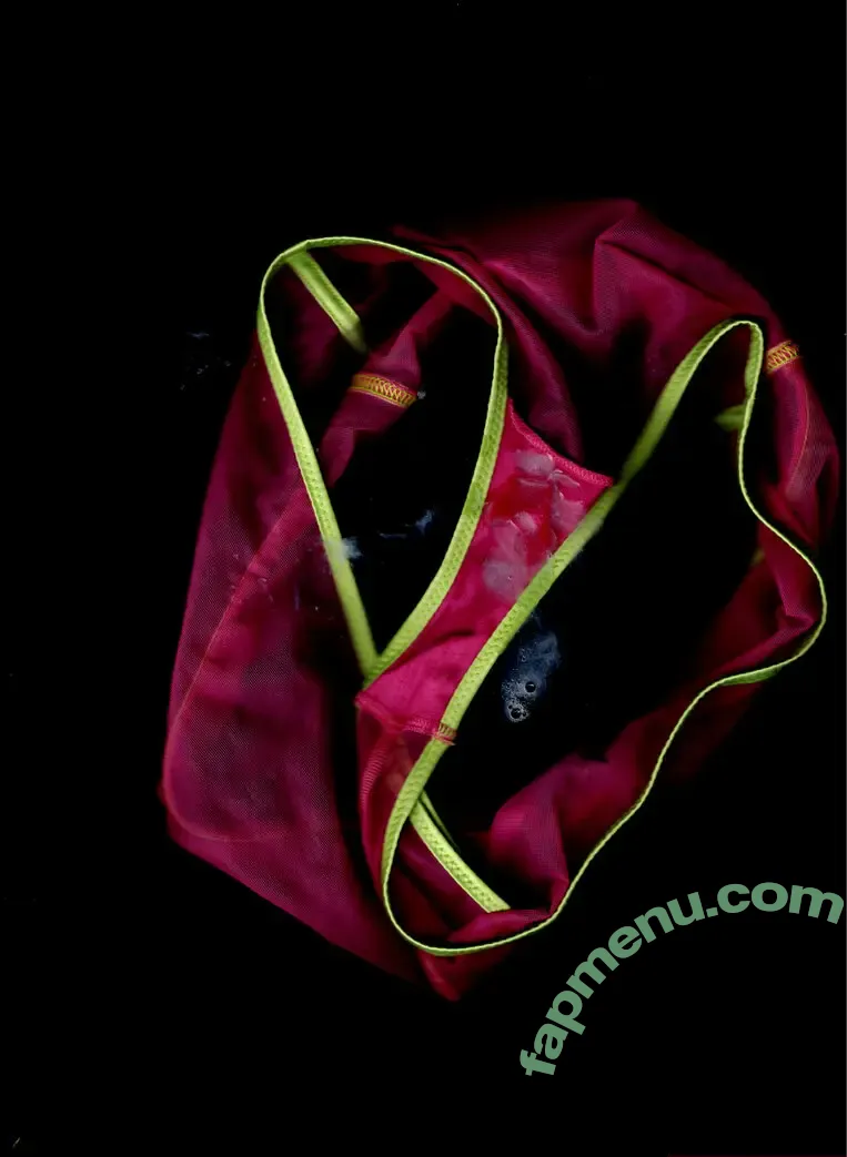 u403321630 nude photo #0010 (u403321630)