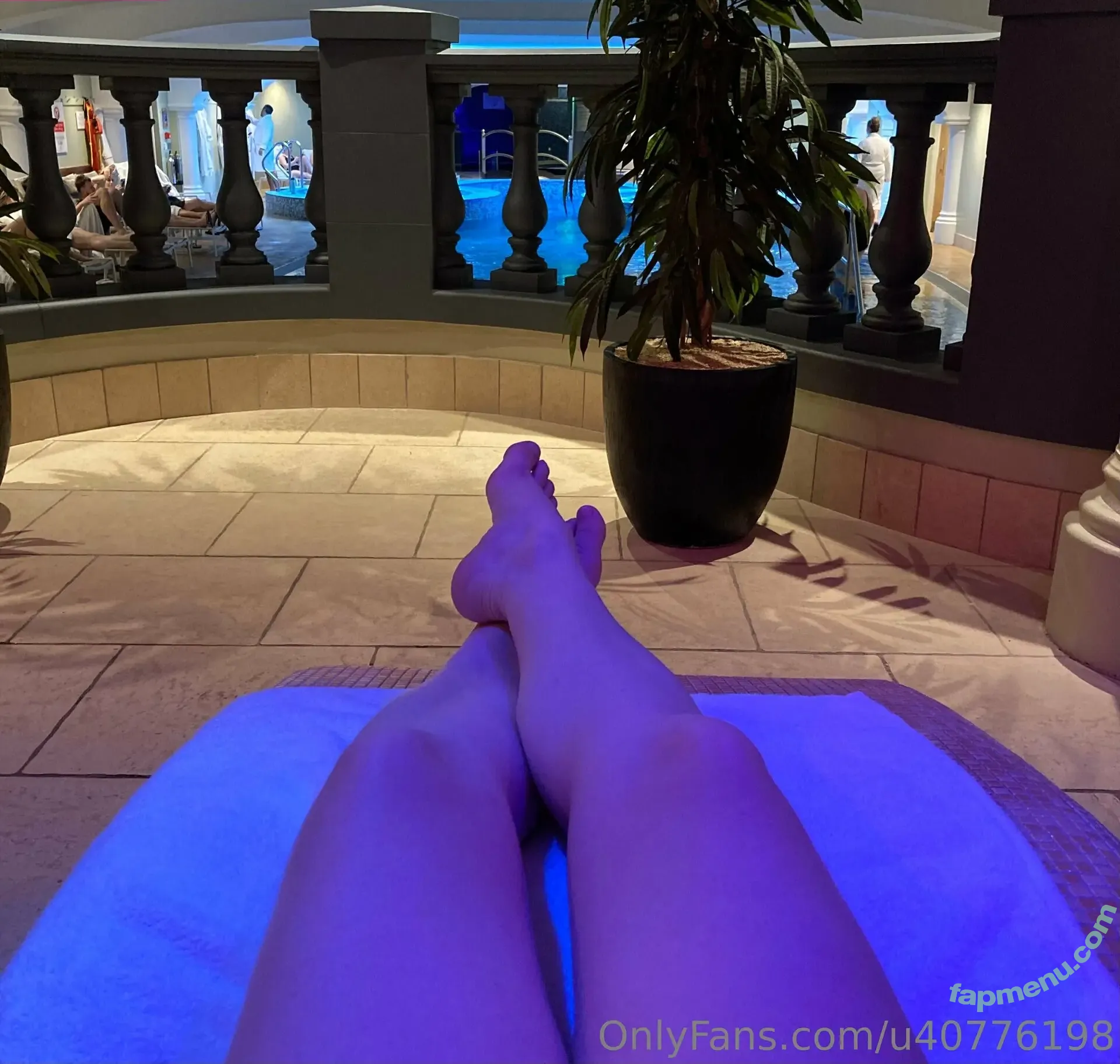 u40776198 nude photo #0013 (fb_0296)