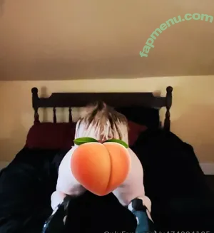  nude photo #0004