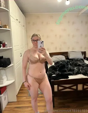  nude photo #0003