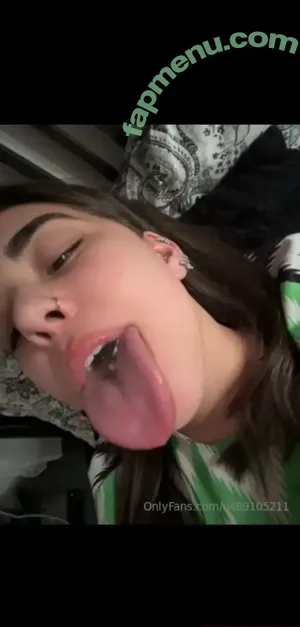 u489105211 / longuetongueegirl_ / noaablaancoo nude photo #0042