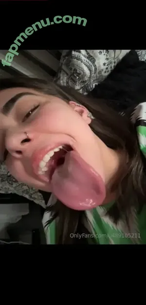 u489105211 / longuetongueegirl_ / noaablaancoo nude photo #0043