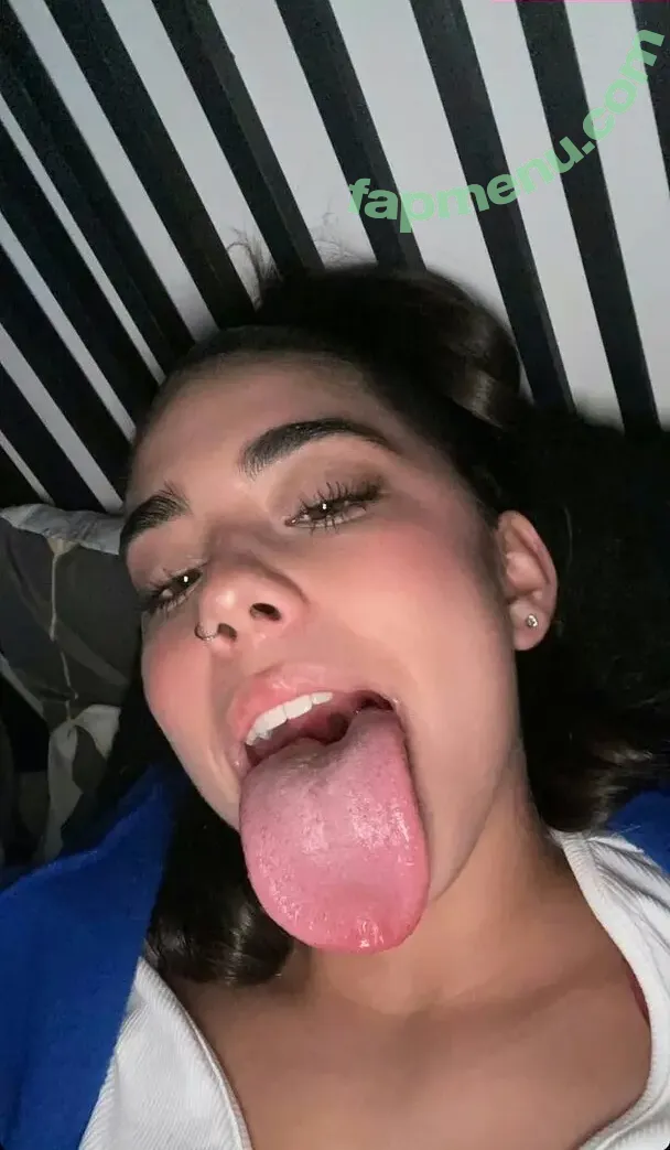 u489105211 nude photo #0049 (longuetongueegirl_ / noaablaancoo)