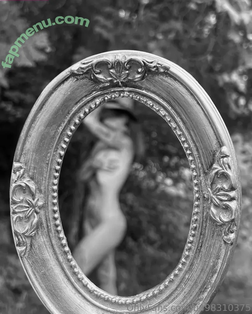 u498310375 nude photo #0031 (u498310375)