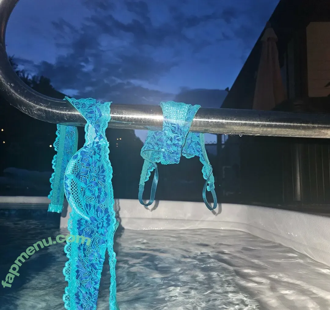 u508793260 nude photo #0002 (u508793260)