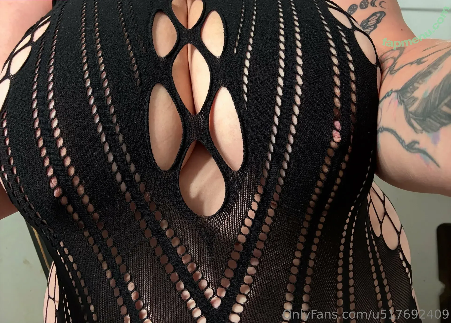 u517692409 nude photo #0015 (u517692409)