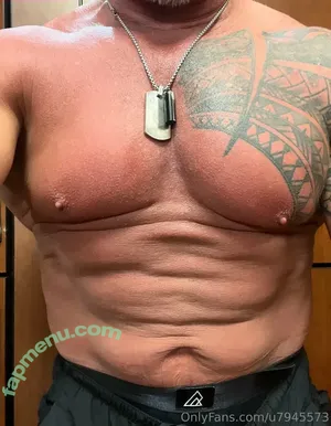 u7945573 / bobdonoghue nude photo #0035