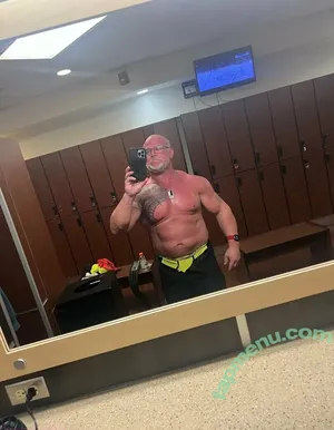 u7945573 / bobdonoghue nude photo #0048