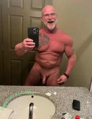 u7945573 / bobdonoghue nude photo #0049