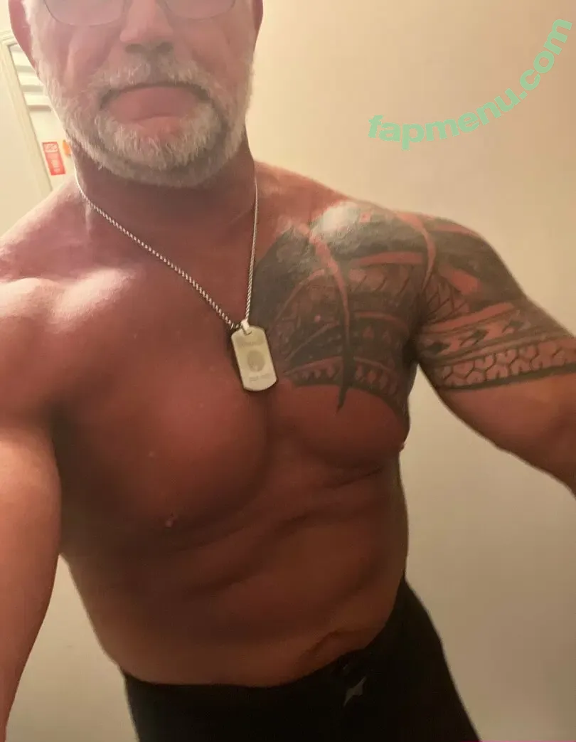 u7945573 nude photo #0037 (bobdonoghue)