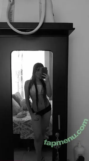  nude photo #0009
