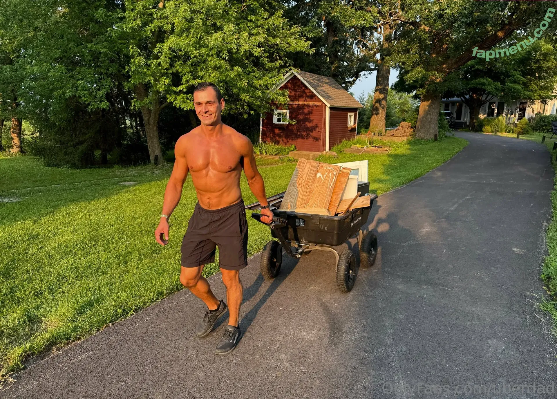 uberdad nude photo #0032 (uberdad)