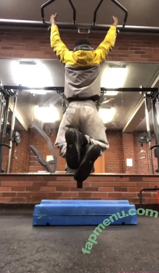 ubig_ray nude photo #0004 (babyraytattoos)