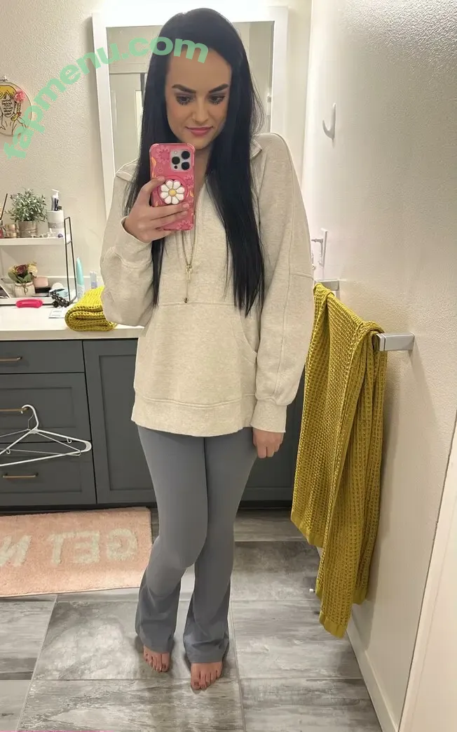 ughughughx3 nude photo #0029 (32ughughh / caaaaityyyy)