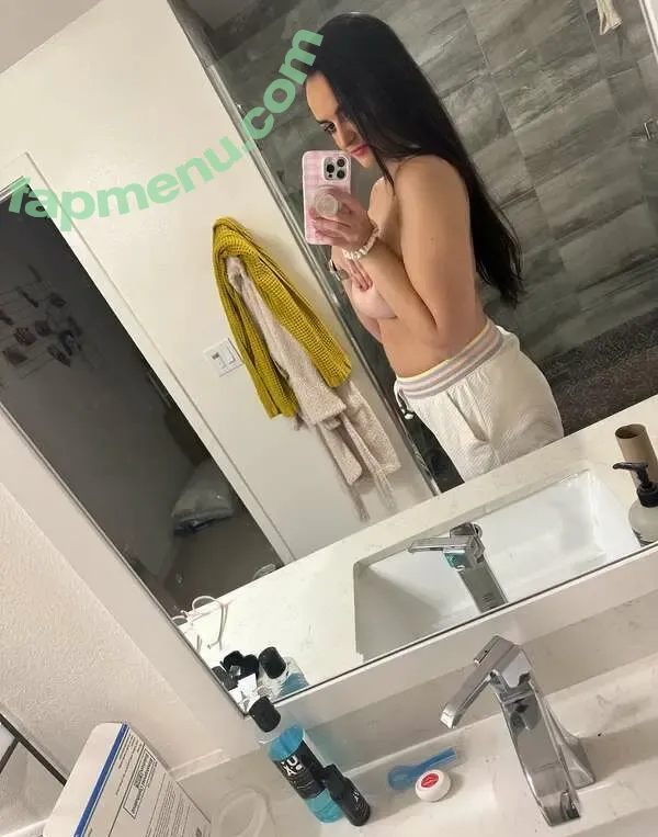 ughughughx3 nude photo #0184 (32ughughh / caaaaityyyy)