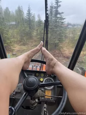 uhhliar / uhhlia / uhliaa / uhliaa._ nude photo #0015