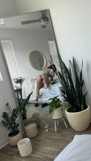 uhhliar / uhhlia / uhliaa / uhliaa._ nude photo #0113