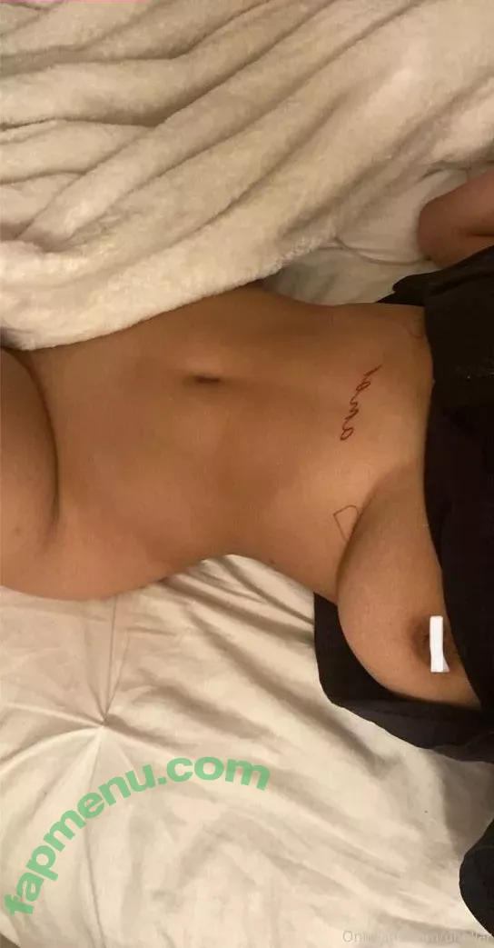 uhhliar nude photo #0005 (uhhlia / uhliaa / uhliaa._)