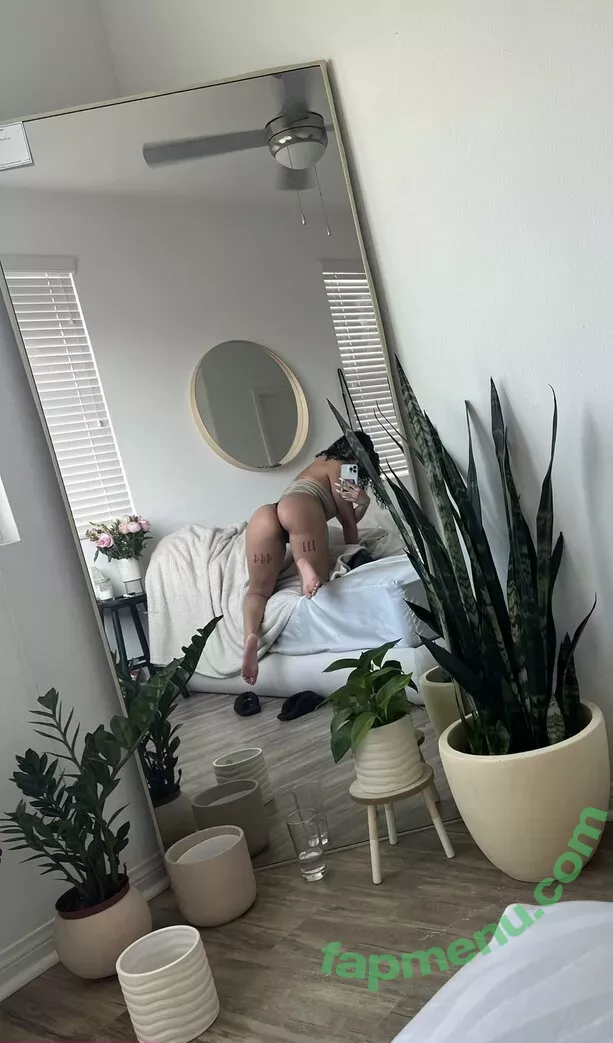 uhhliar nude photo #0113 (uhhlia / uhliaa / uhliaa._)