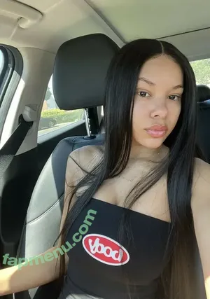 Uhliars / uhliaa nude photo #0001