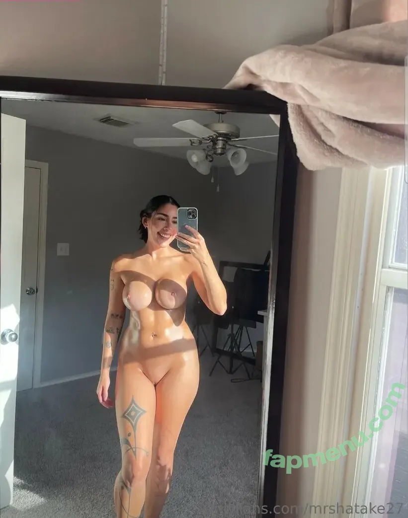 Uhveenyuh nude photo #0002 (HootieJessXO / mrshatake27)
