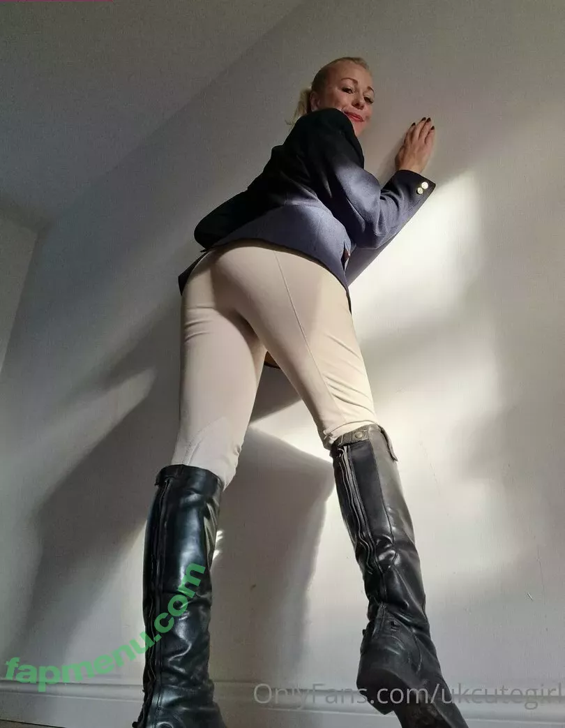 ukcutegirl nude photo #0044 (ukcutegirllucy)