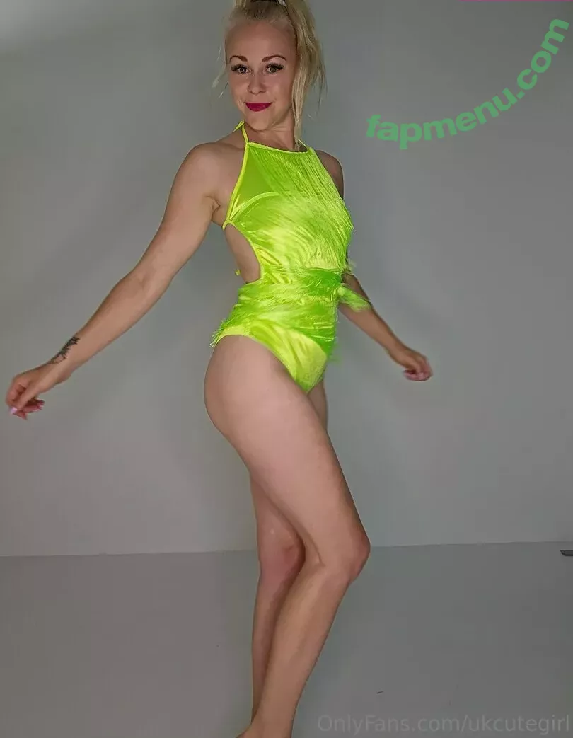 ukcutegirl nude photo #0176 (ukcutegirllucy)