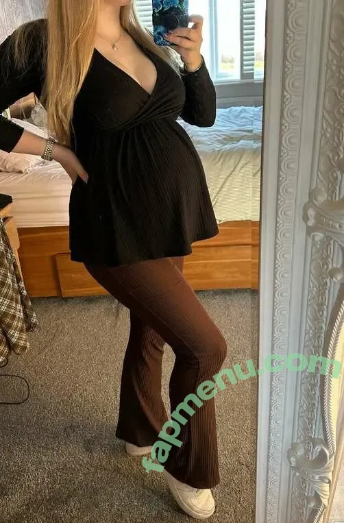 Ukmumof2 nude photo #0013 (pregnanthottie1 / reel)