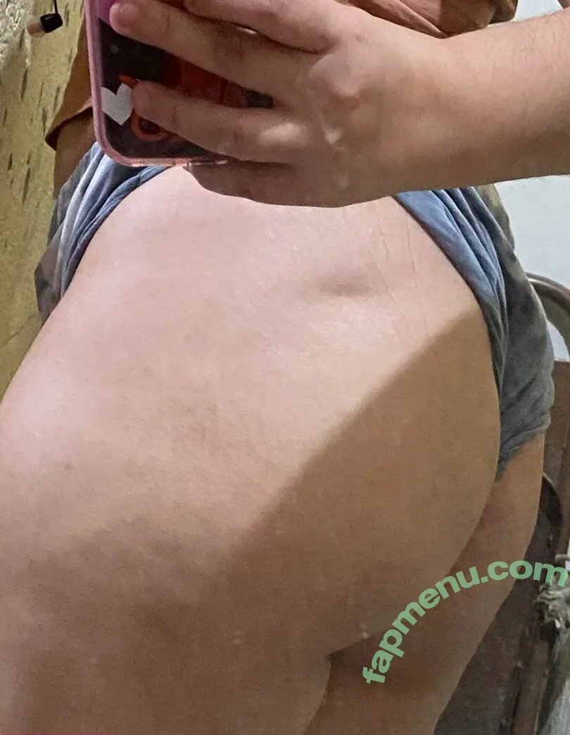 Ulalume13 nude photo #0034 (ulalume123 / ulalume13_)