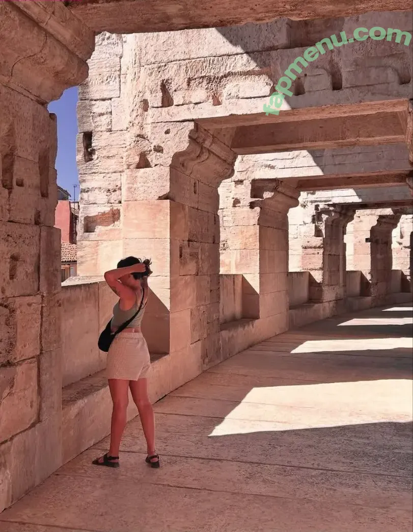 Ultia nude photo #0021 (French Streamer / ultiaa)
