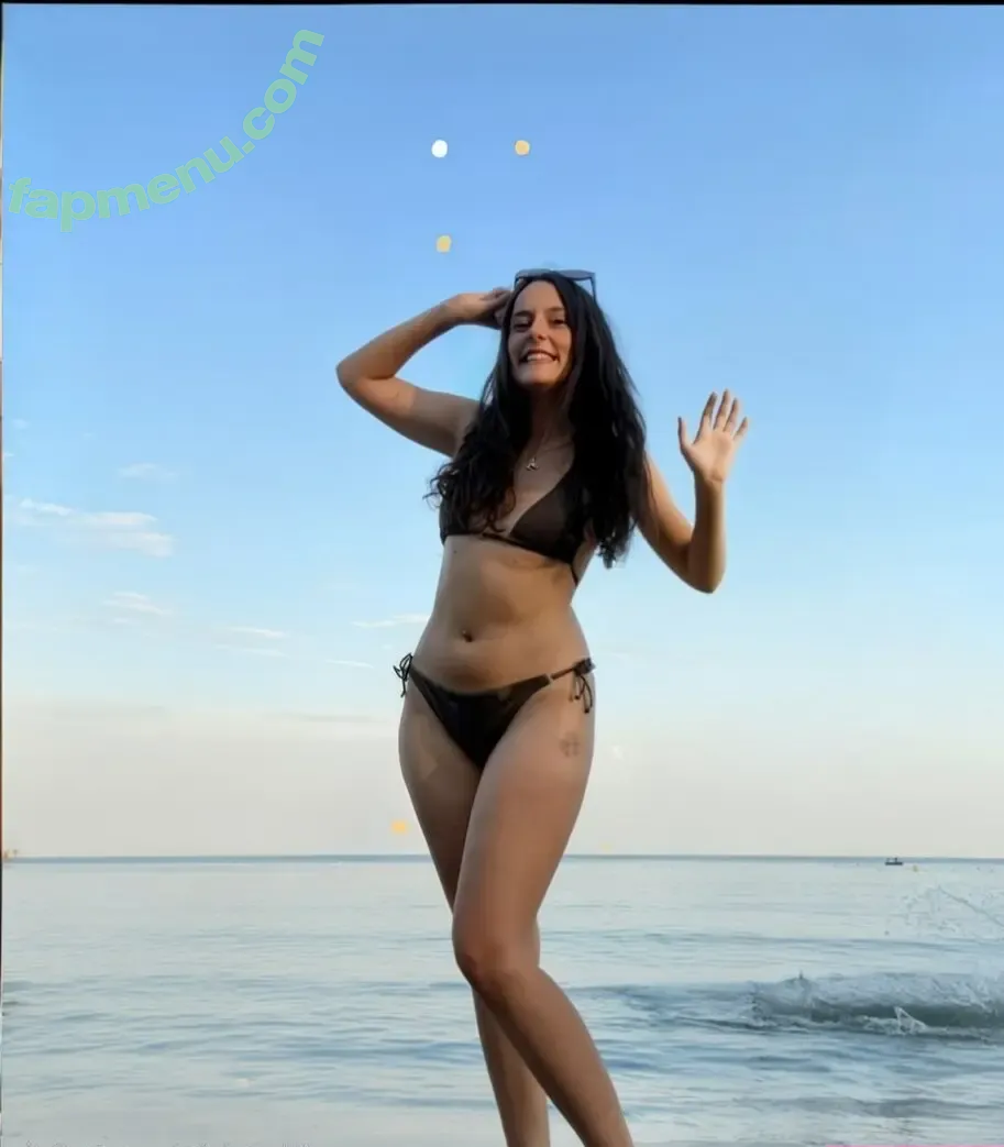 Ultia nude photo #0023 (French Streamer / ultiaa)