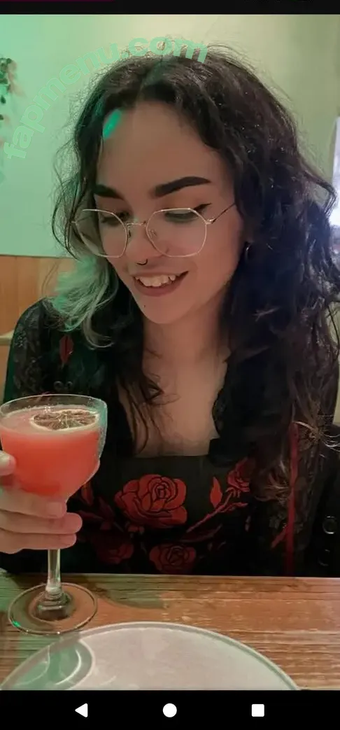 Ultraviolet_darling nude photo #0015 (ultraviolet.darling / violet1111)