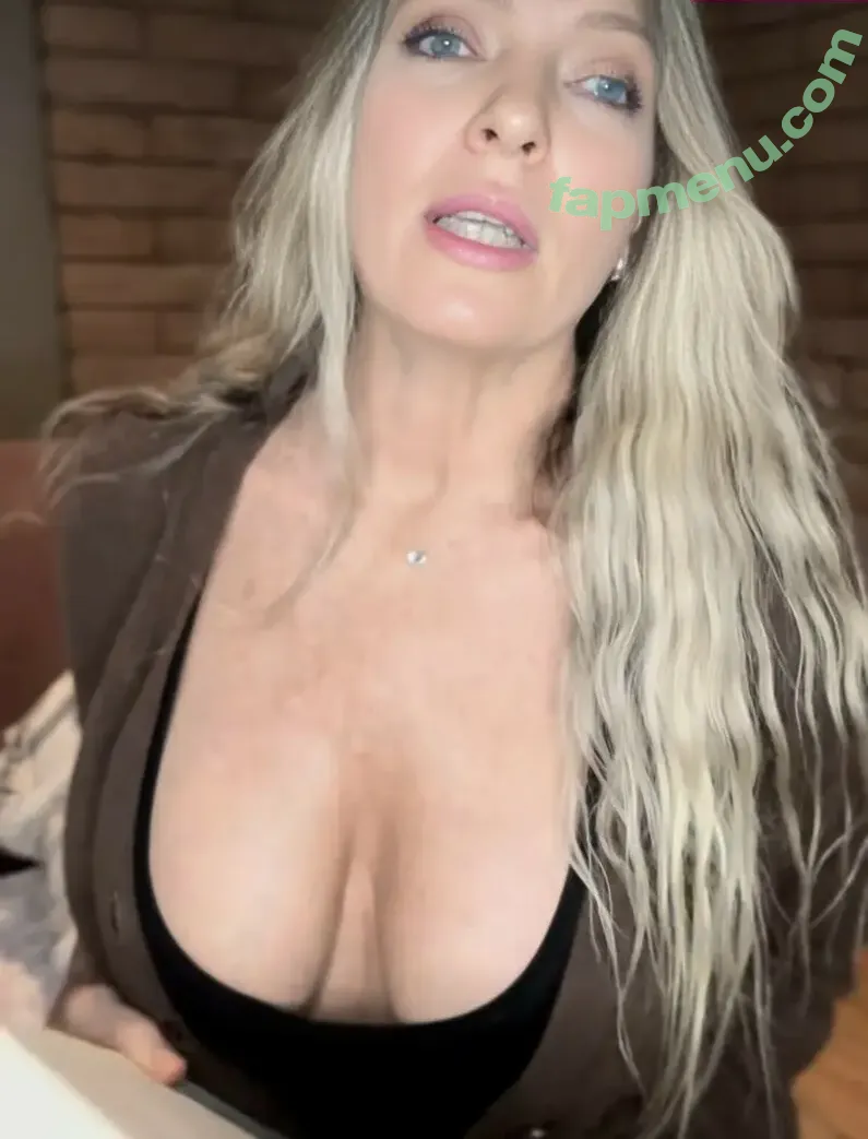 Uma Thurman nude photo #0368 (umathurman)