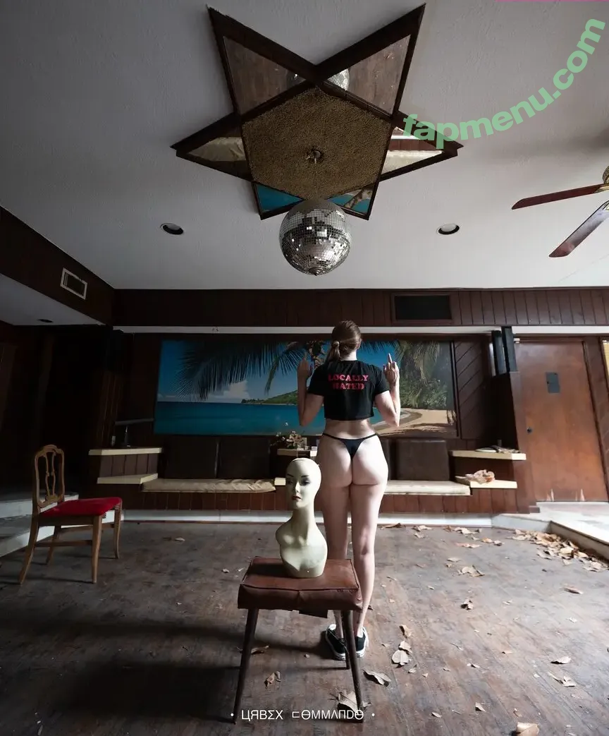 Umaphotography nude photo #0012 (Undress_me_anywhere)