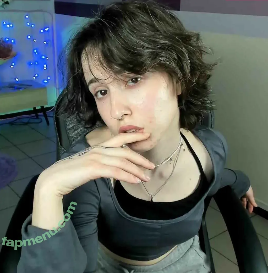Umekomisa nude photo #0001 (Umekomisa)