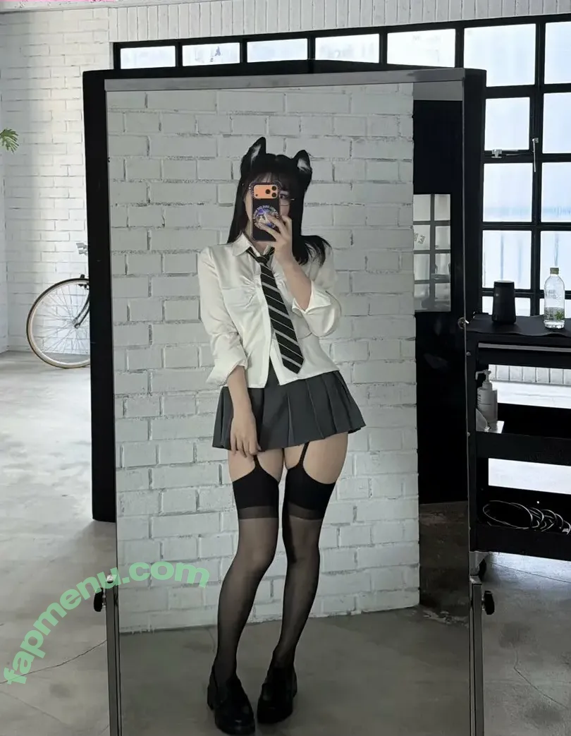 Umi Shinonome nude photo #3080 (umi_portrait)