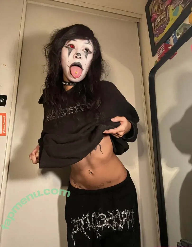 un1corngutz nude photo #0037 (zombieunicornz)