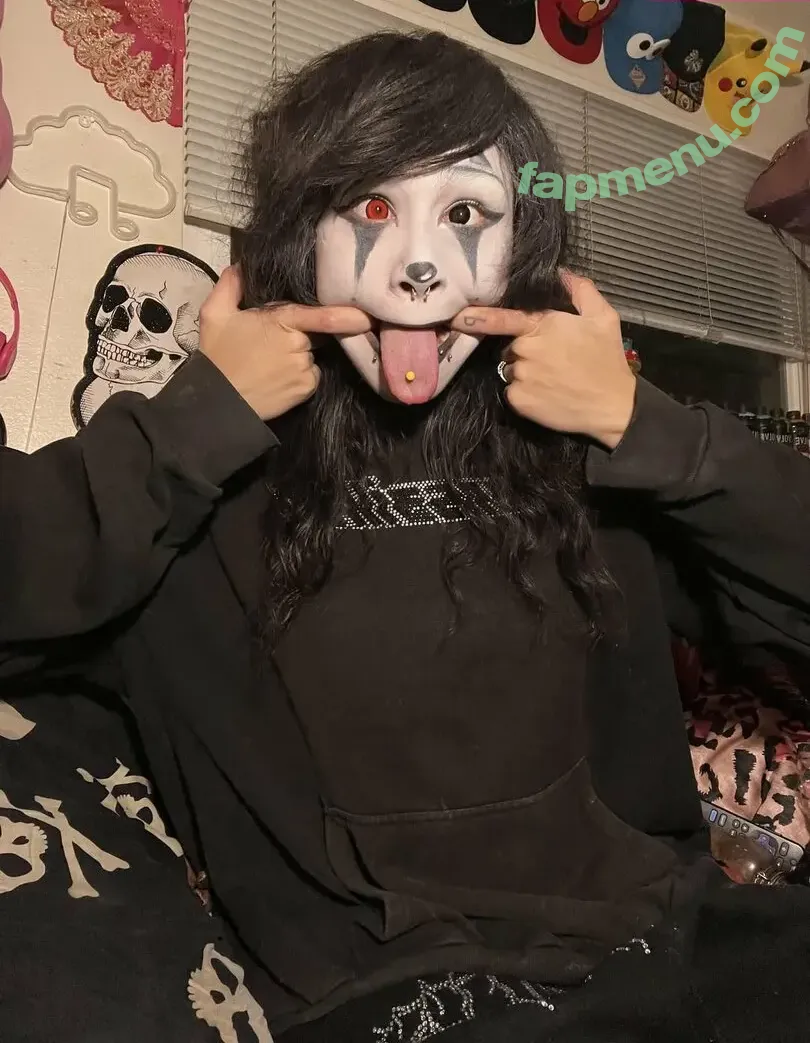 un1corngutz nude photo #0042 (zombieunicornz)