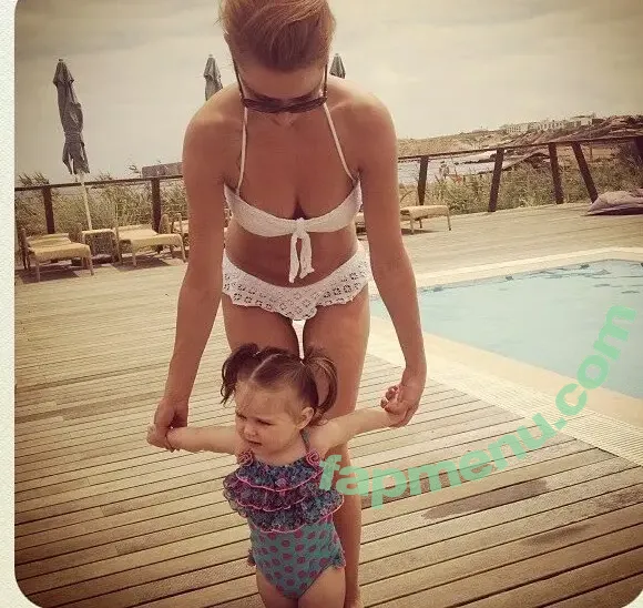 Una Healy nude photo #0266 (unahealy)