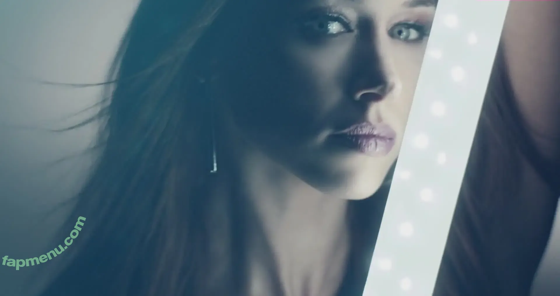 Una Healy nude photo #0291 (unahealy)