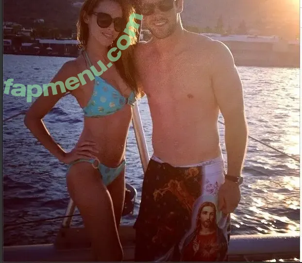 Una Healy nude photo #0294 (unahealy)