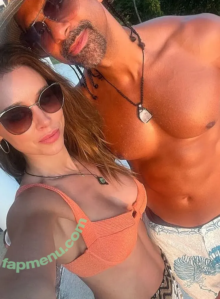 Una Healy nude photo #0395 (unahealy)