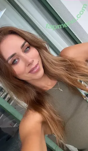 Una Healy / unahealy nude photo #1075