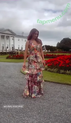 Una Healy / unahealy nude photo #1150