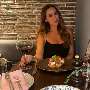 Una Healy / unahealy nude photo #1212