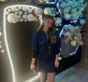 Una Healy / unahealy nude photo #1268