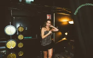 Una Healy / unahealy nude photo #1272